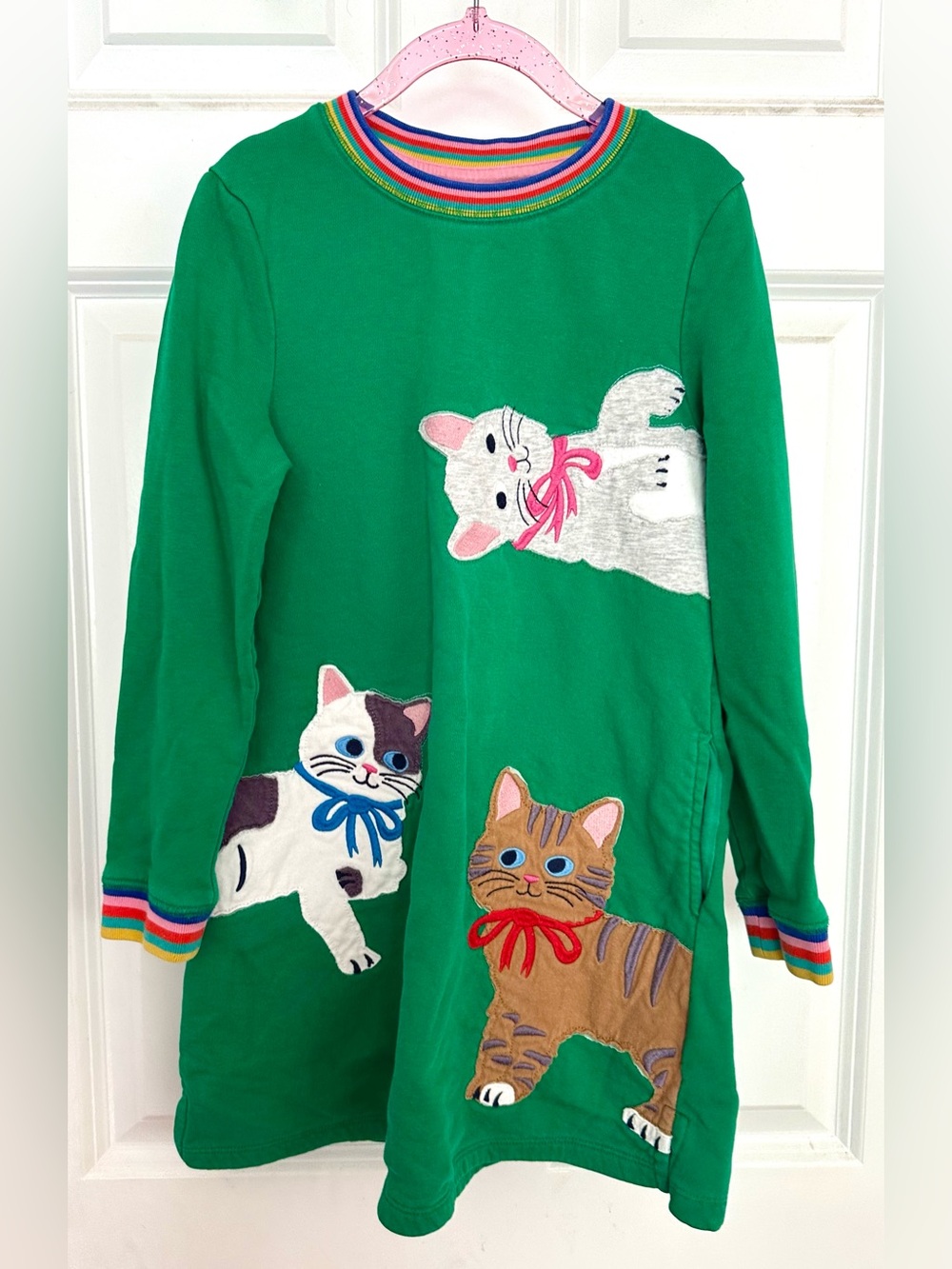 Mini Boden Girls Green Cat Applique Sweatshirt Dress Rainbow Trim Size 7-8Y